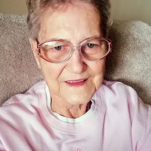 Meet your Posher, Gloria